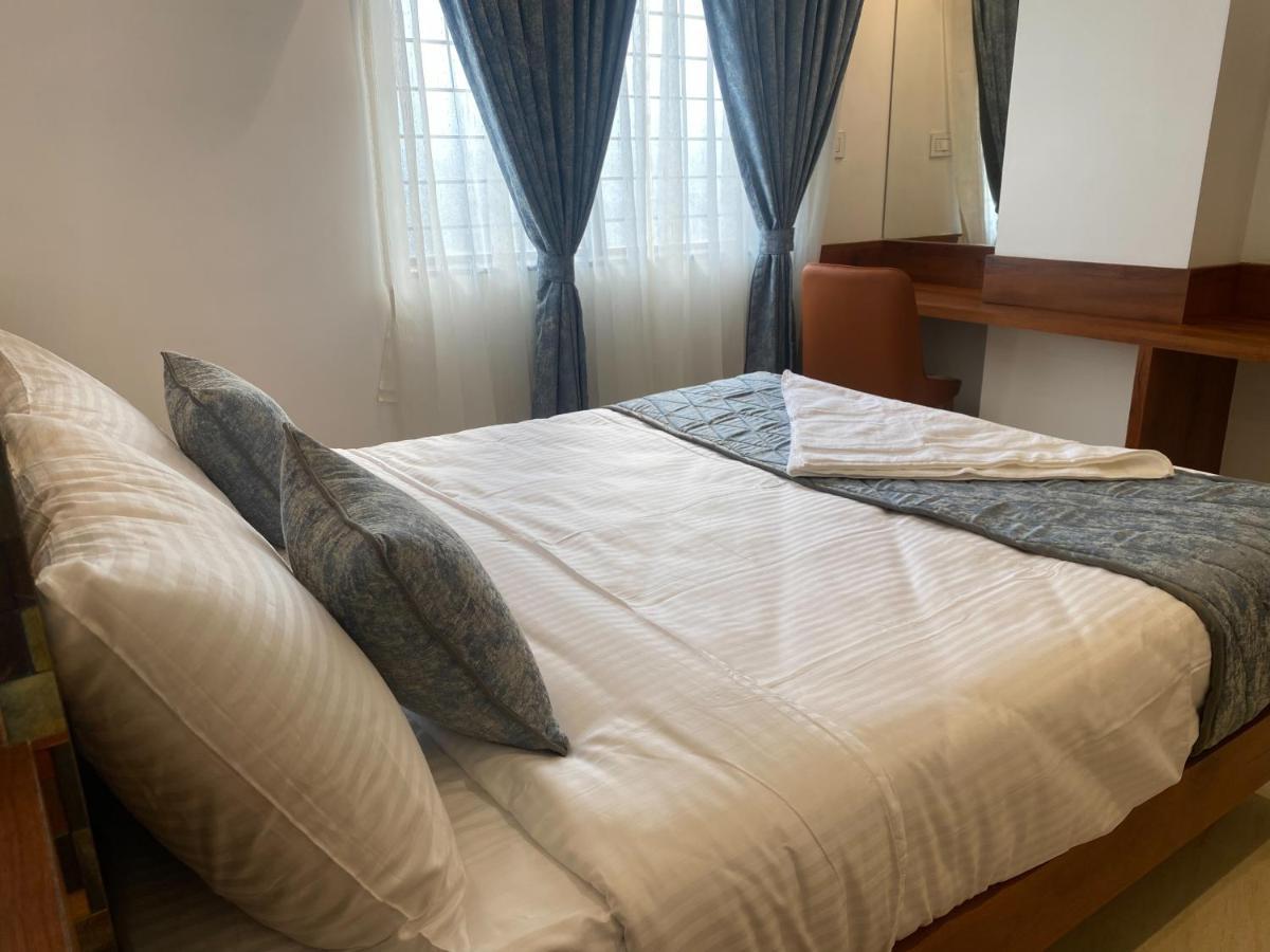 The Urban Hive Hotel 贝尔高姆 外观 照片
