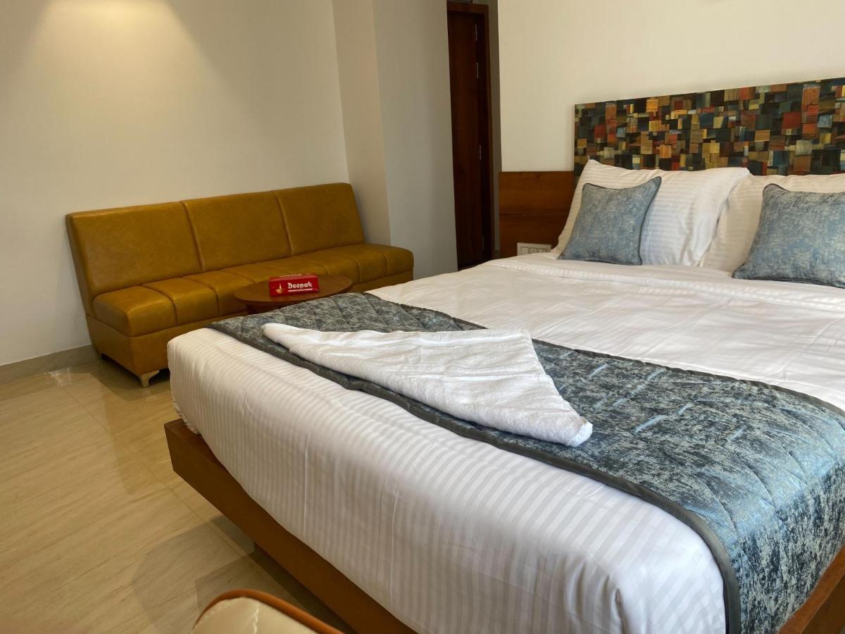 The Urban Hive Hotel 贝尔高姆 外观 照片