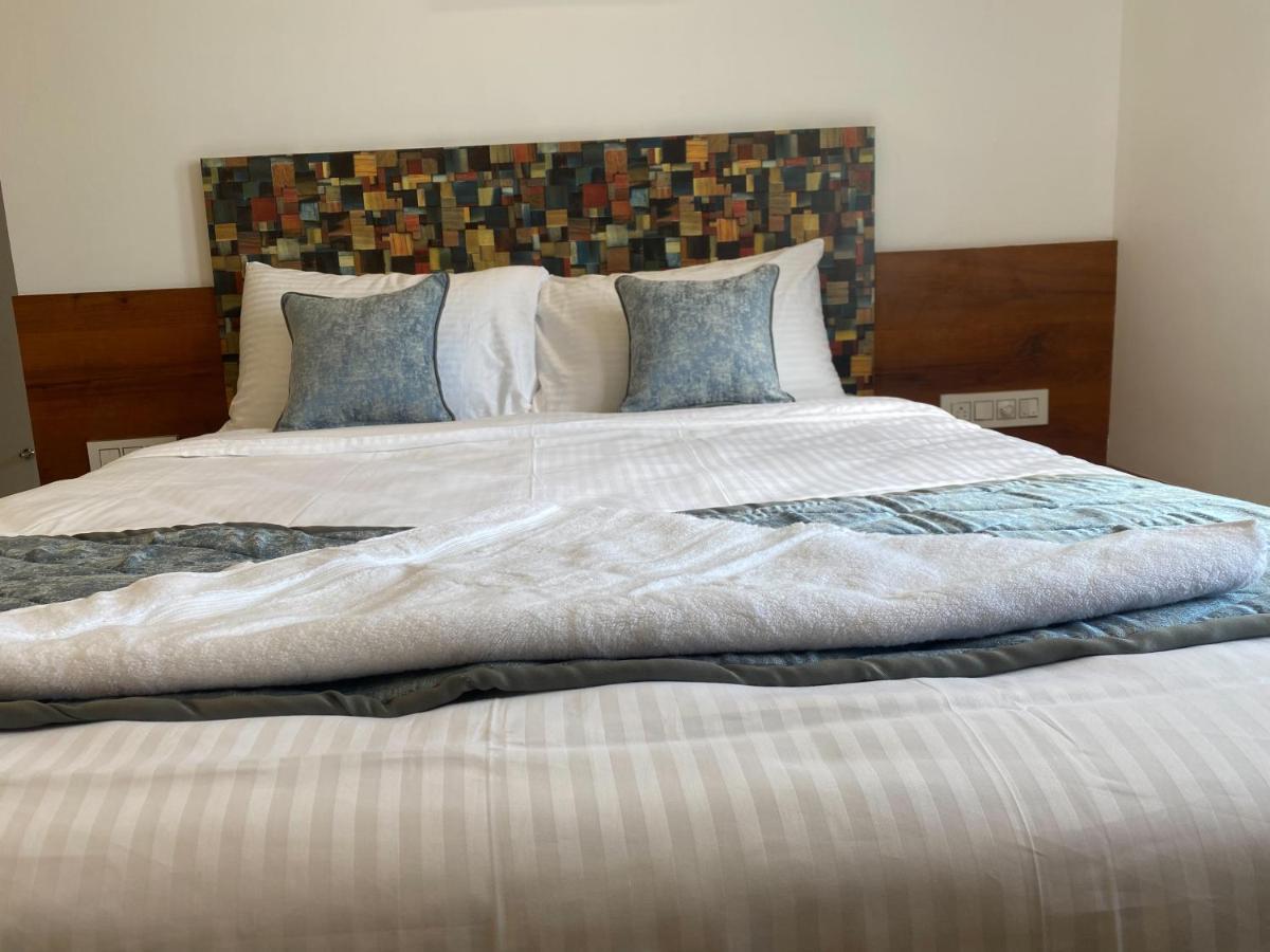 The Urban Hive Hotel 贝尔高姆 外观 照片