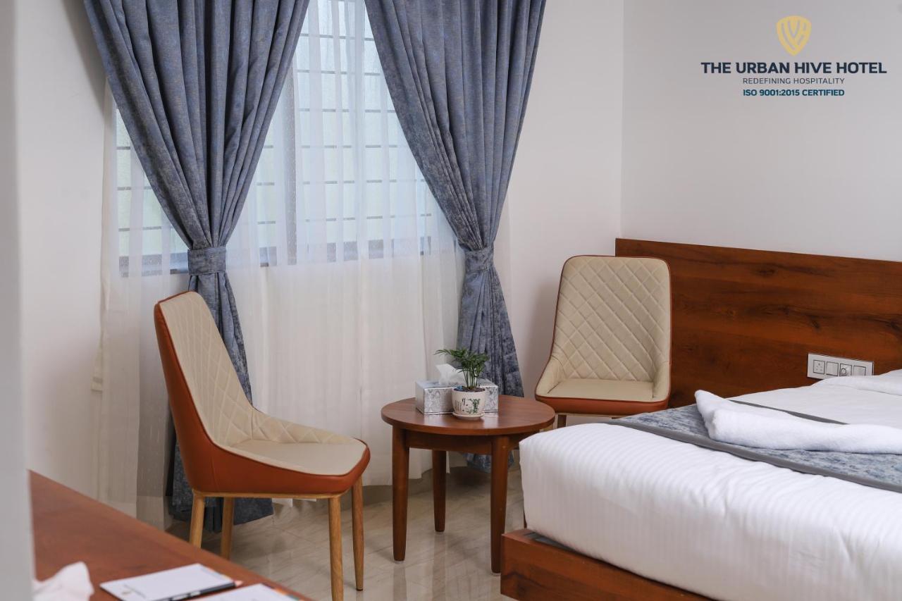 The Urban Hive Hotel 贝尔高姆 外观 照片